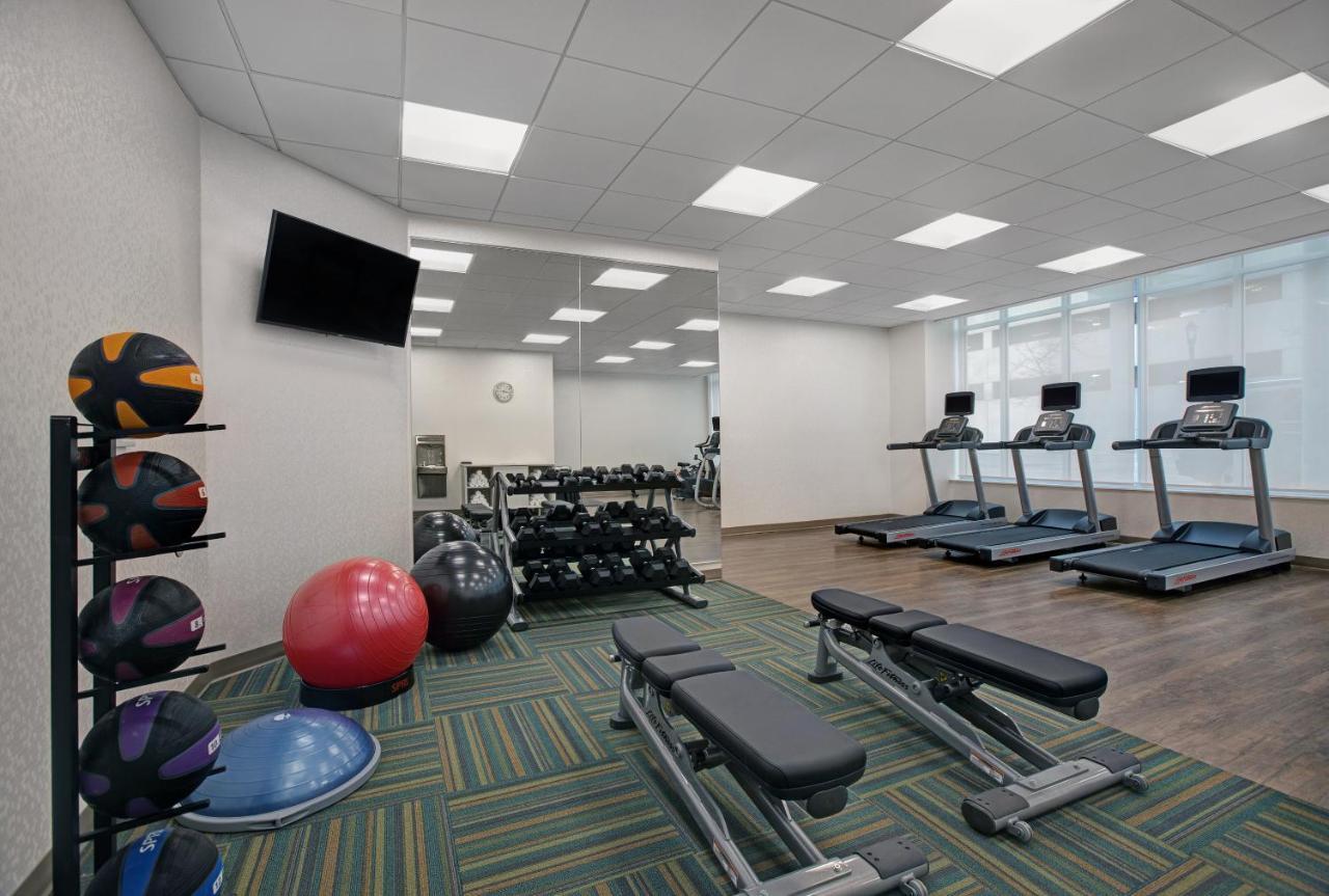 Holiday Inn Express - Milwaukee Downtown By Ihg מראה חיצוני תמונה