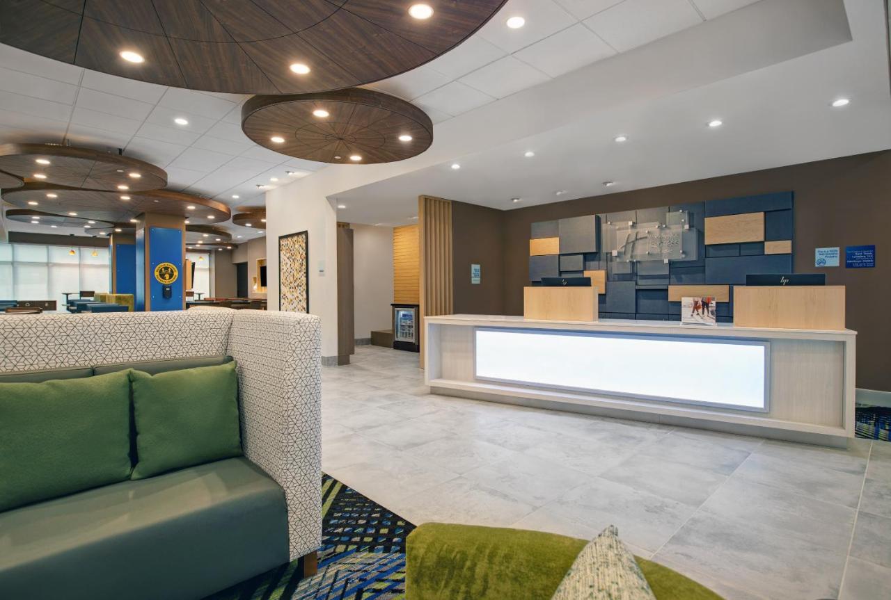 Holiday Inn Express - Milwaukee Downtown By Ihg מראה חיצוני תמונה