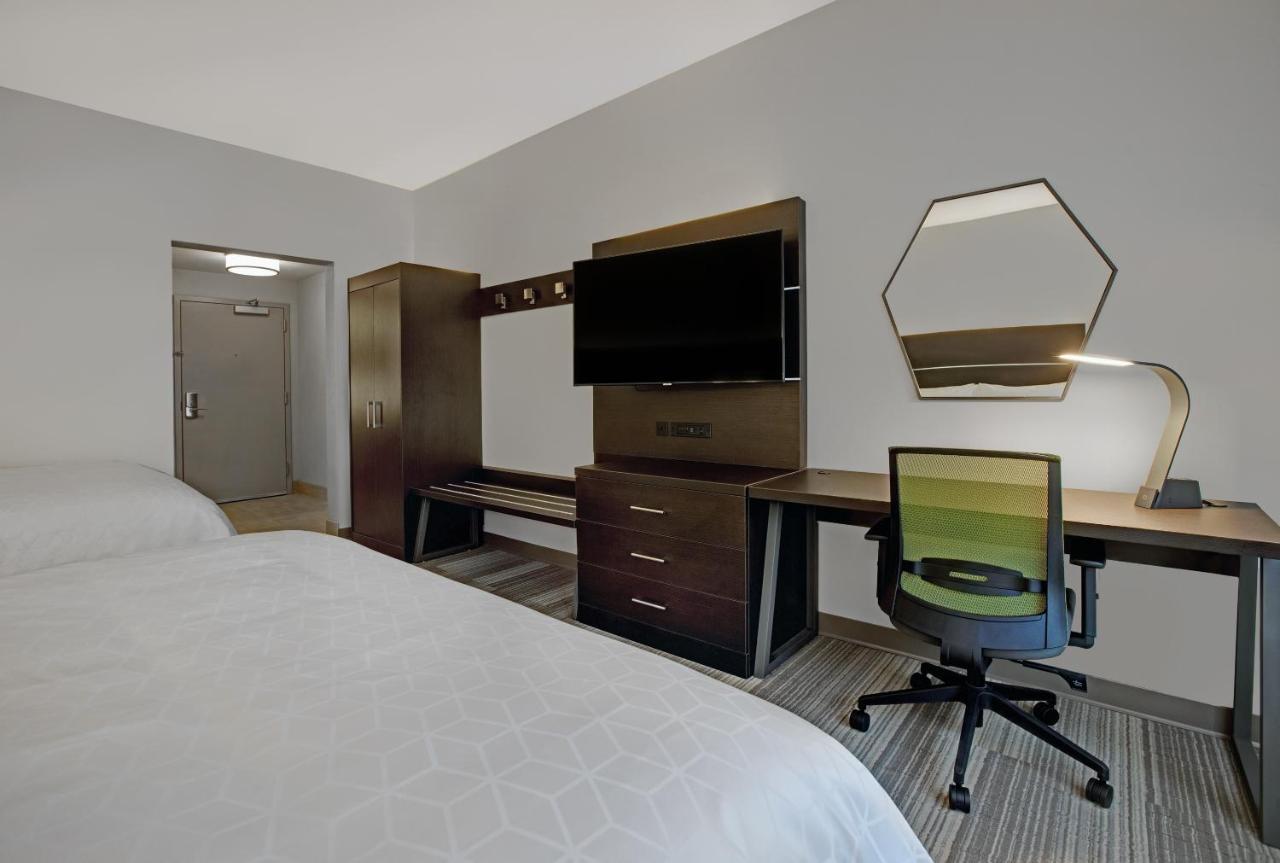 Holiday Inn Express - Milwaukee Downtown By Ihg מראה חיצוני תמונה