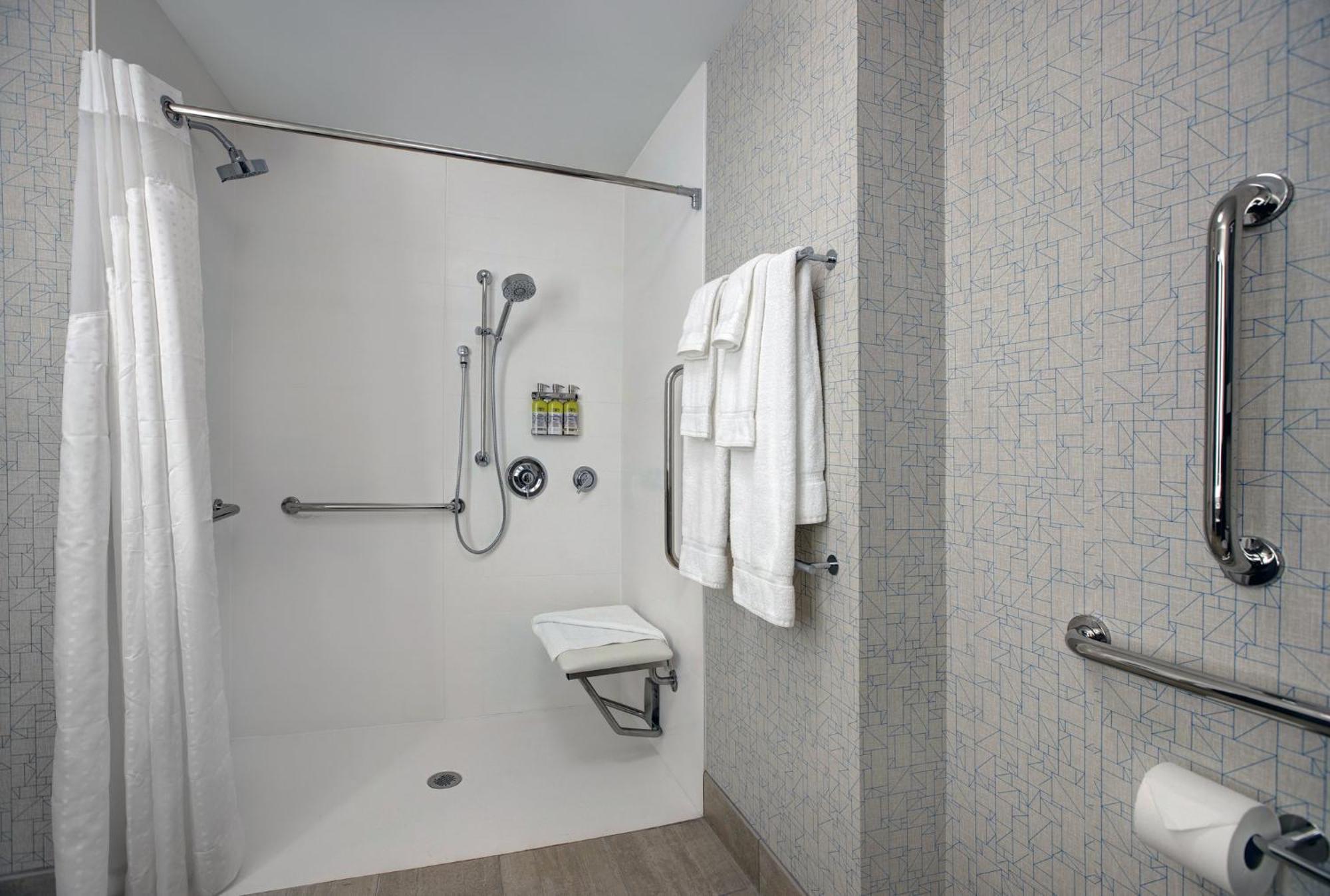 Holiday Inn Express - Milwaukee Downtown By Ihg מראה חיצוני תמונה